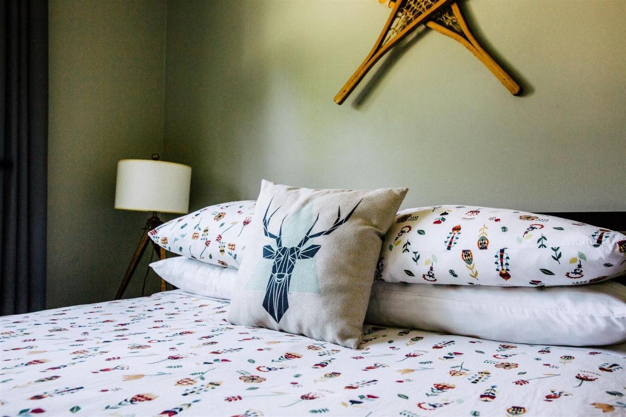 Alpenrose Revelstoke Bed & Breakfast Luaran gambar