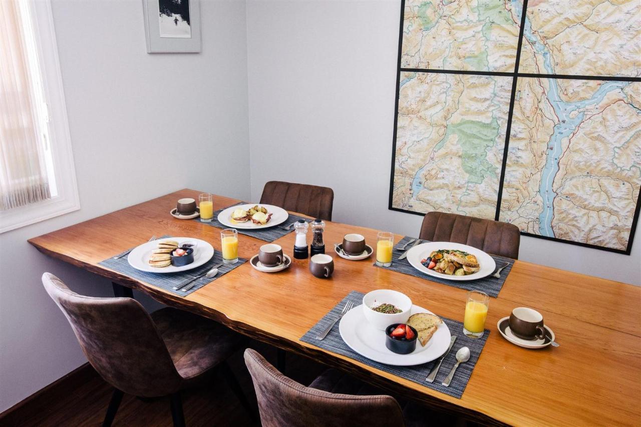 Alpenrose Revelstoke Bed & Breakfast Luaran gambar