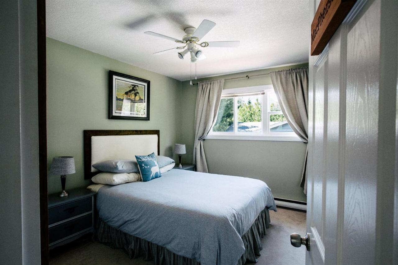 Alpenrose Revelstoke Bed & Breakfast Luaran gambar